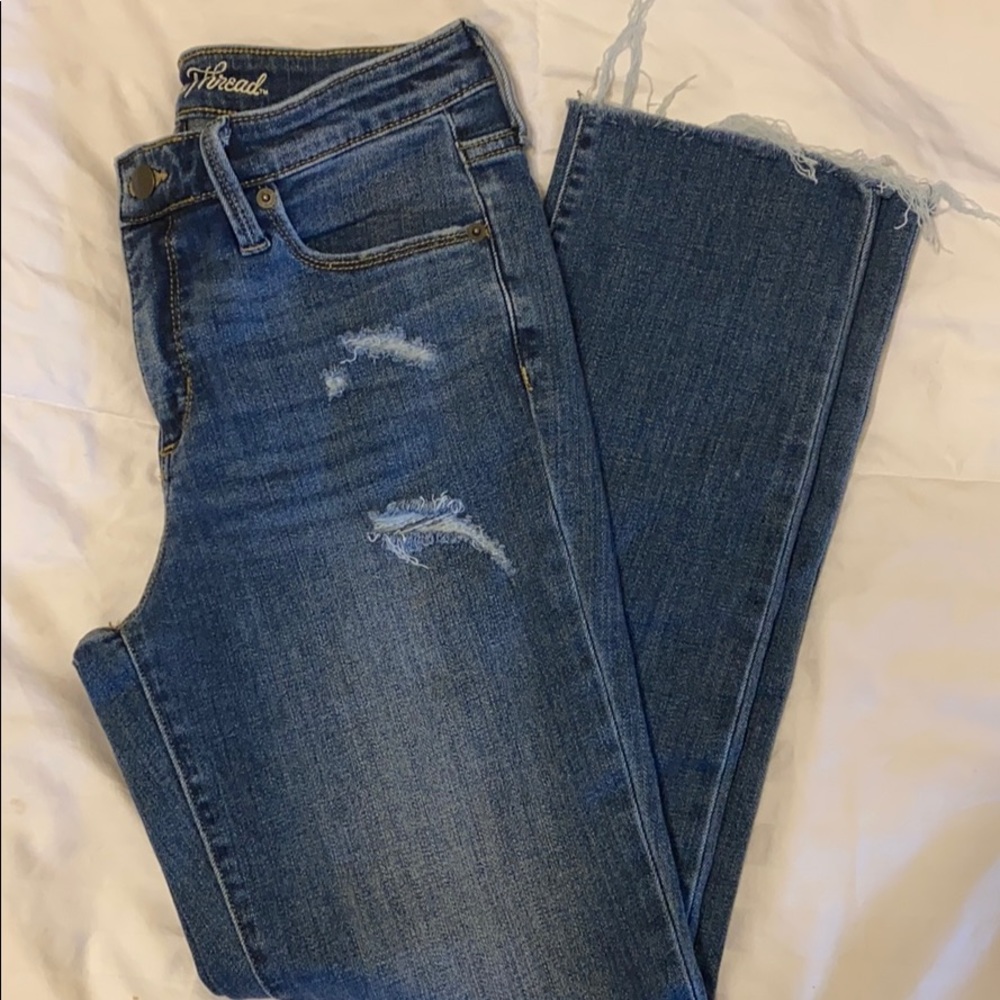 Universal Thread high rise straight crop size 6/28